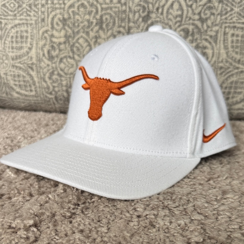Nike Classic99 Dri-FIT Texas Longhorns Baseball Cap